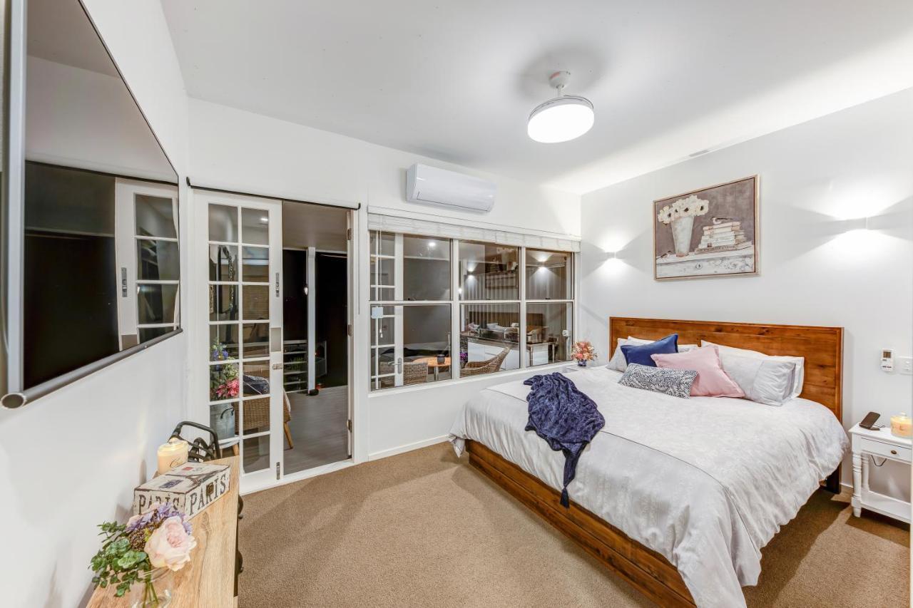 Апартаменты Belle Vue Manor Couples Retreat Маручидор Экстерьер фото