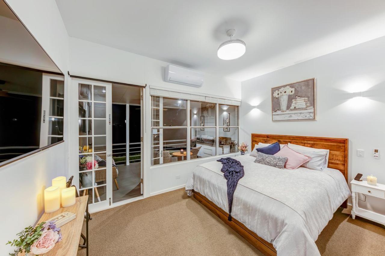 Апартаменты Belle Vue Manor Couples Retreat Маручидор Экстерьер фото