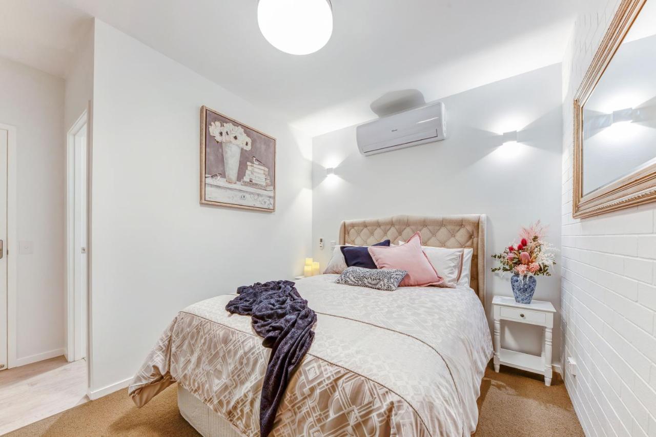 Апартаменты Belle Vue Manor Couples Retreat Маручидор Экстерьер фото